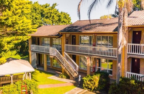 Sutherland Hotel | Sutherland motel