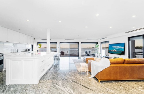 Taren Point House | Taren Point Private Paradise with Stunning Views