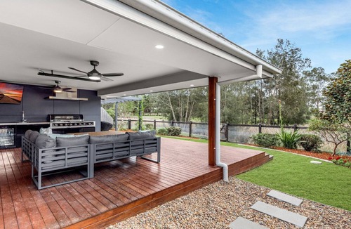 Pokolbin House | TEE TO GREENS - THE VINTAGE HOLIDAY HOUSES