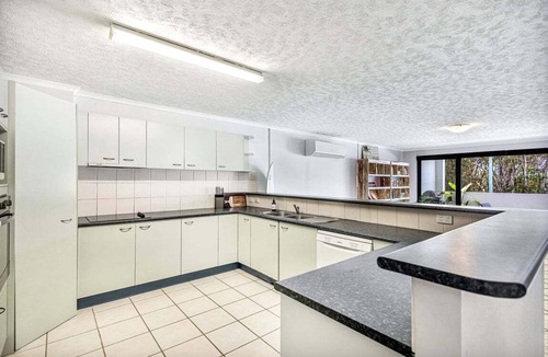 Mudjimba Apartment | The Beach Pad - Mudjimba