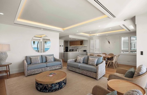 Noosa Heads Apartment | The Breakers 4 - Oceanfront Bliss