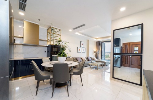 Little Japan Apartment | The Collection Madison Tower