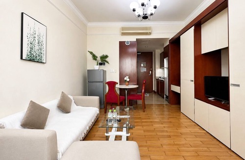 Hang Xanh Apartment | The Soulmate Homestay - Studio in Central Hochiminh with fantastic pool