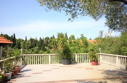 Trpanj Apartment | Three bedroom apartment with terrace Trpanj, Pelješac (A-10083-a)