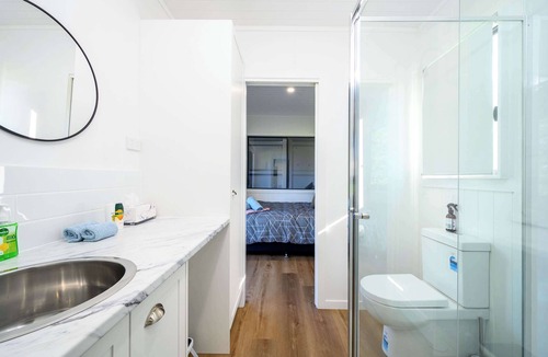 Mount Tamborine House | Three Pines Tiny Home - Your Mountain Escape
