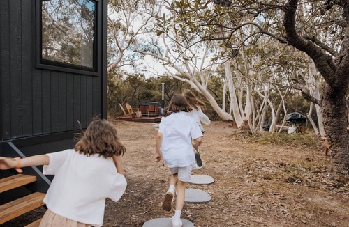 Dural Cabin | Tiny Wombat - Dural