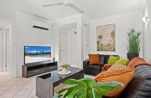Cairns North Apartment | Top-Floor Couples Retreat at The Lakes Cairns Resort with Balcony, Pools and Secure Parking