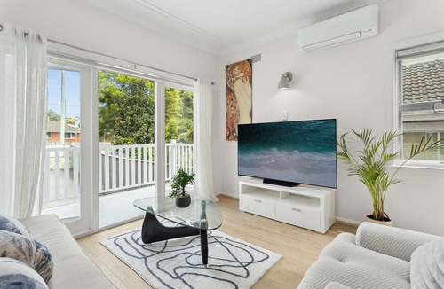 Freshwater House | Tranquility 3bedroom 1 bathroom Town House at Freshwater