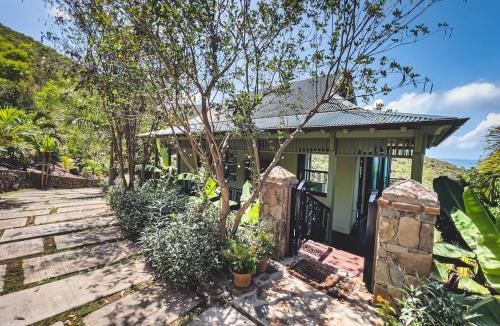 Parham Town House | Treetops Retreat