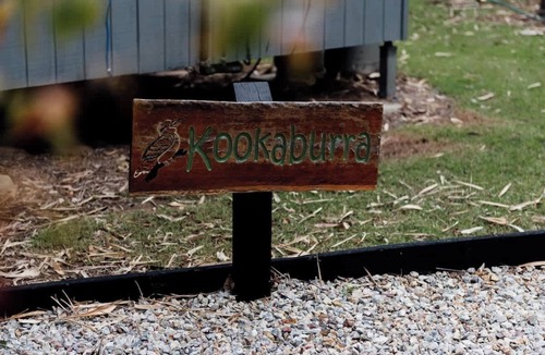 Rathdowney Cottage | Tuckeroo Cottages - Kookaburra Cottage