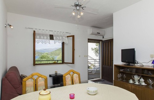 Putnikovic Apartment | Two bedroom apartment near beach Žuronja, Pelješac (A-14095-a)