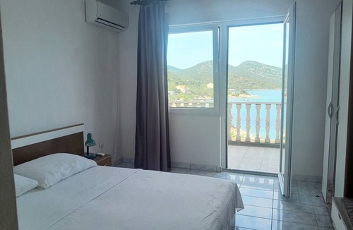 Dubrava Apartment | Two bedroom apartment near beach Cove Pještata, Pelješac (A-14440-b)