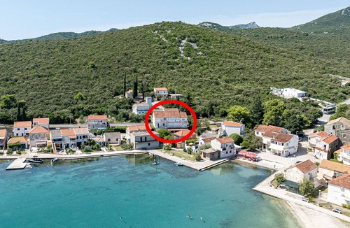 Drace Apartment | Two bedroom apartment with balcony and sea view Drače, Pelješac (A-14019-b)