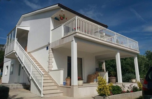 Kuciste Apartment | Two bedroom apartment with terrace and sea view Viganj, Pelješac (A-13241-c)