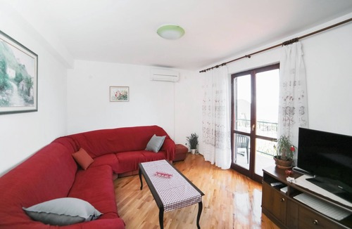 Podaca Apartment | Two bedroom apartment with balcony and sea view Podaca, Makarska (A-11588-d)