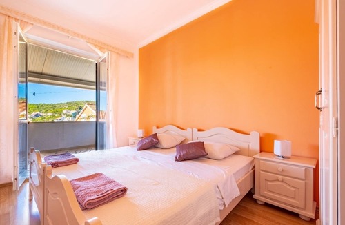 Zavalatica Apartment | Two bedroom apartment with terrace and sea view Zavalatica, Korčula (A-547-d)