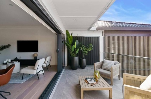 Drummoyne Apartment | Unit 2 380 Drummoyne
