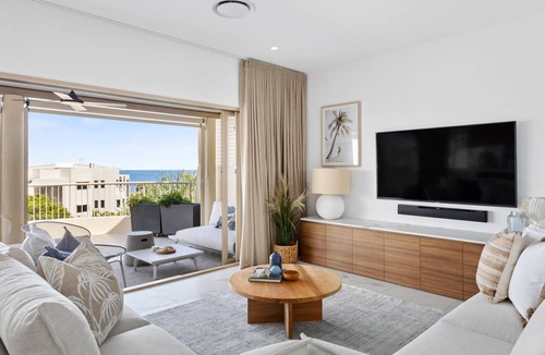 Sunshine Beach Apartment | Unit 8 Nereus - Stunning & Sophisticated 3 Bedroom Apartment
