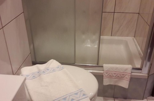 Okrug Gornji Apartment | Villa 5 palms