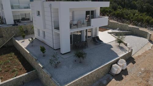 Drace Villa | Villa ELKO