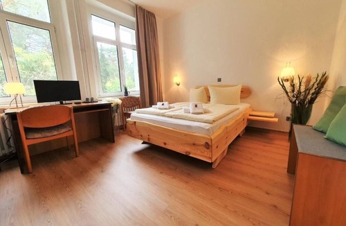 Schmoeckwitz Hotel | Waldhotel am See Berlin-Schmöckwitz