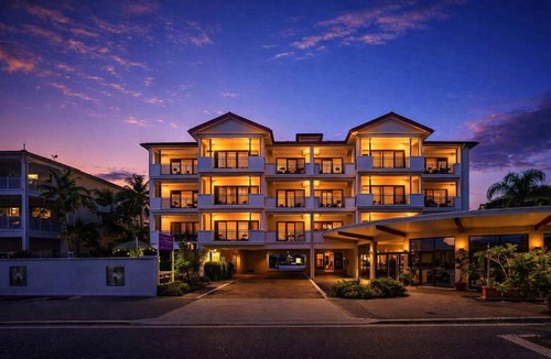 South Townsville Apartment | Waterfront Paradise on Palmer st Townsville Studio Room w Pool
