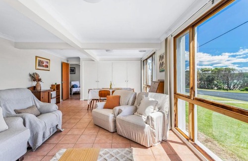 Dolphin Point House | Wave Spray