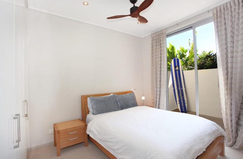 Marcoola Apartment | Whiteshells Beachfront Luxury Apartment