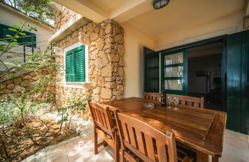 Stankovici Apartment | Wine Resort Adriatic Mikulic