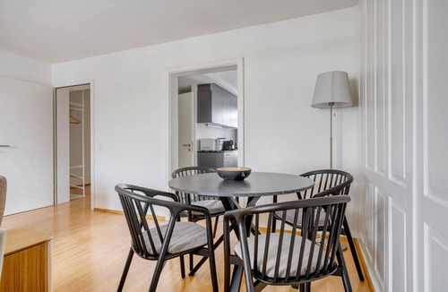 Hard Apartment | Wonderful Hard 1BR w/Shared W/D, 2 min to Groceries, by Blueground