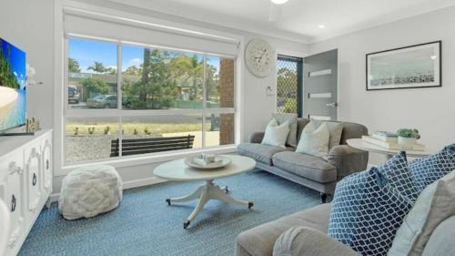 Old Erowal Bay House | Woodhill Cottage by Book Jervis Bay