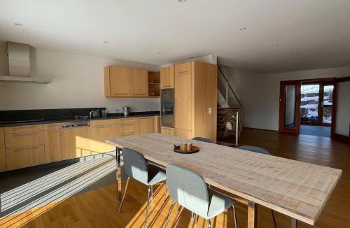 Gempen Apartment | Wunderschönes Gästehaus mit grandioser Aussicht