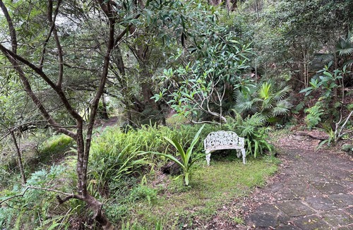 Patonga House | Your own little private paradise in the forest but minutes from the beach.