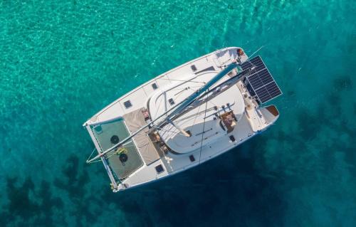 Vaitape Boat Rental | Your Private Boat - Magic Bora Bora-FR Polynesia