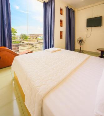 Ánh Dương Hotel