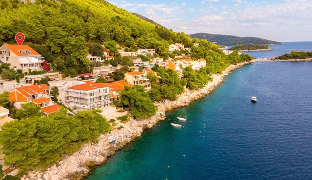 1 bedroom awesome apartment in Blato