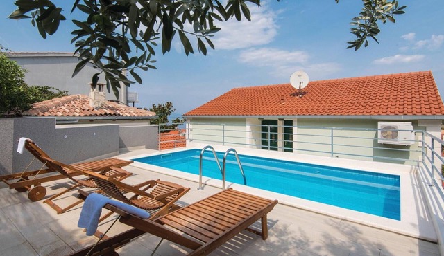 1 bedroom cozy apartment in Trpanj