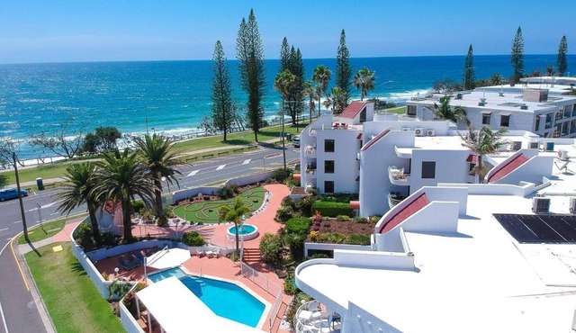 2 Bedroom Ocean View - Alexandria Apartments -Alexandra Headland