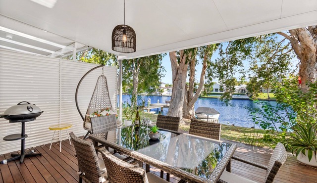 2 Brm Waterfront Apartment