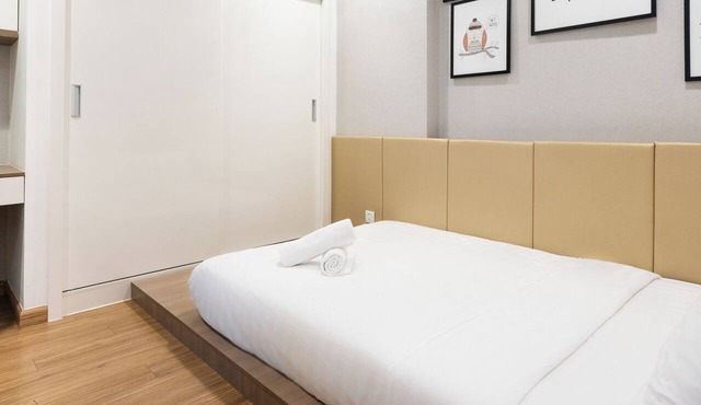 3-bedroom condo in superb Thành phố Hồ Chí Minh with AC