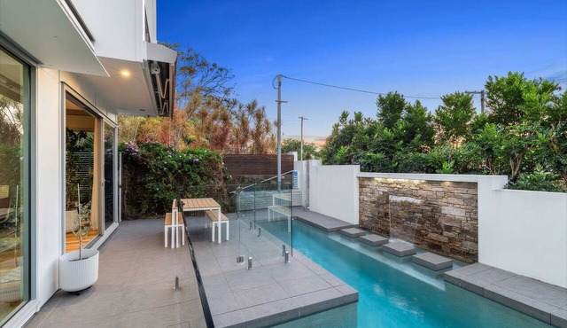 Alex Headland Haven - 3 Level Modern Retreat