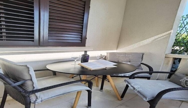 Apartment Tina - One Bedroom Apartment with Terrace