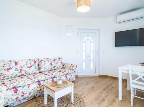 Apartments Lovro - One bedroom apartment with Balcony and Sea View 3