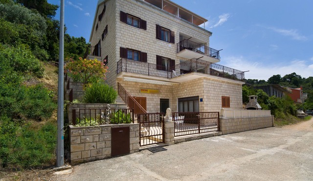Apartments Marija, (13468), Brna, hr
