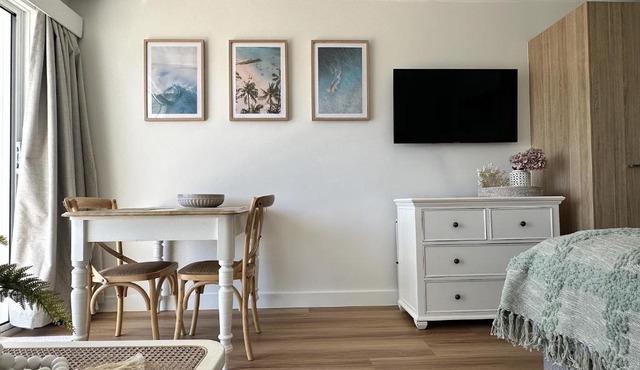 Beachfront Studio Fabulous Location