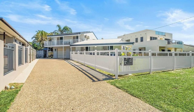 Beachside Mackay House