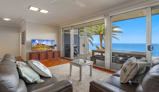 Beachview by HolidayCo.