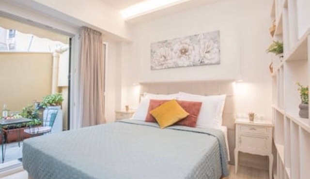 Bethy's #2|Studio - One Bedroom Apartment, Sleeps 2 in Corfu