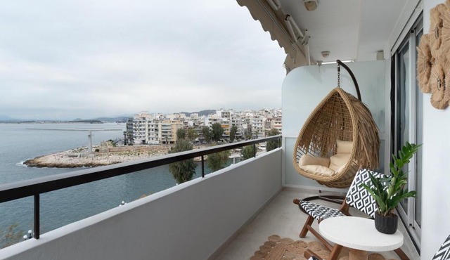Blue Chill Paradise Seaview Suite w/Kingbed