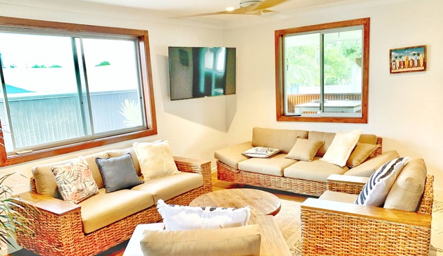 Bruns Beach Apartment - Central Location ~ Sun Surf Sand ~ Monthly Discount